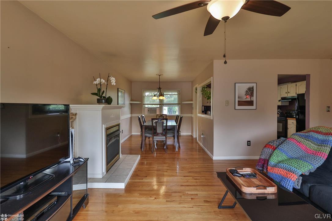 428 Cross Hill Road Nazareth, PA 18064 - Photo 6 of 36 Gallery Image 6