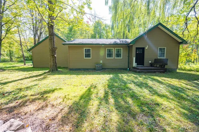 $274,999 | 598 Adams Avenue, Evans, NY 14006