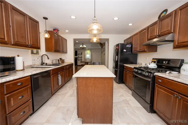 $274,999 | 598 Adams Avenue, Evans, NY 14006