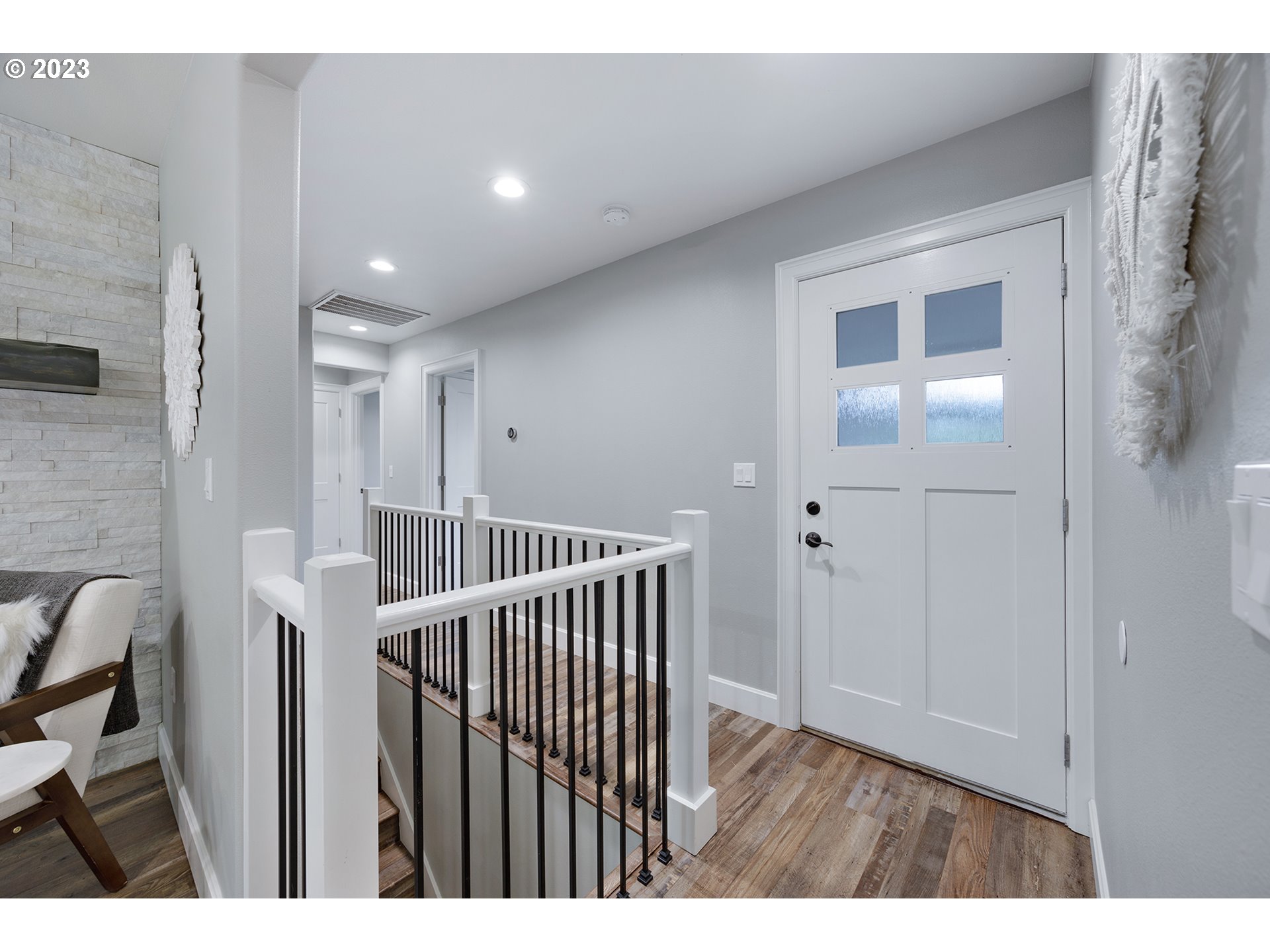 1427 Southeast 109th Avenue Portland, OR 97216 - Photo 5 of 44 a view of entryway with wooden floor