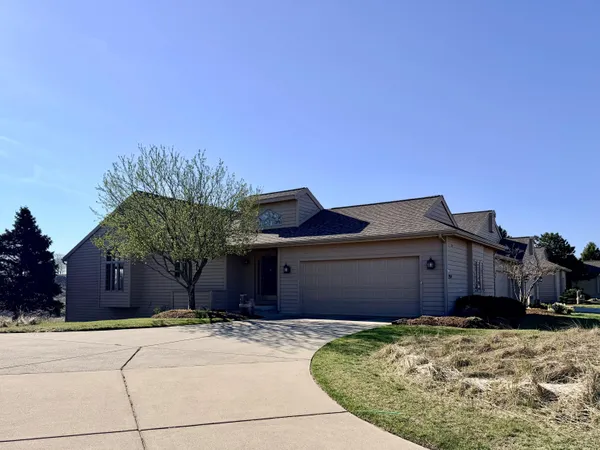 $509,900 | 1554 East Harbour Towne Circle, Unit 73, Muskegon, MI 49441
