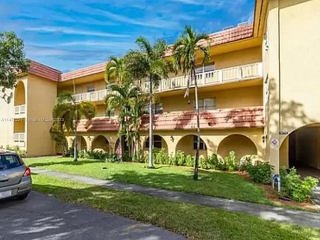 $205,000 | 10762 La Placida Drive, Unit 7108, Coral Springs, FL 33065