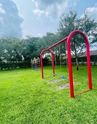 $205,000 | 10762 La Placida Drive, Unit 7108, Coral Springs, FL 33065