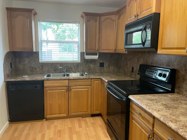 $205,000 | 10762 La Placida Drive, Unit 7108, Coral Springs, FL 33065