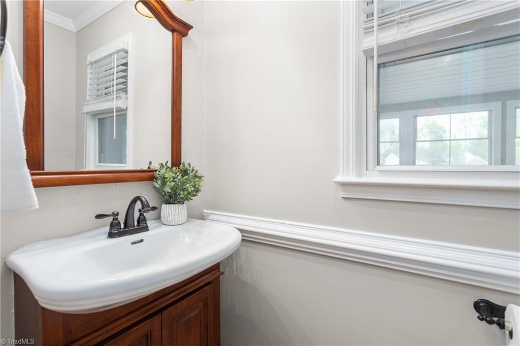 3103 Spring Mill Road Greensboro, NC 27406 - Photo 20 of 44 half bath on the main level