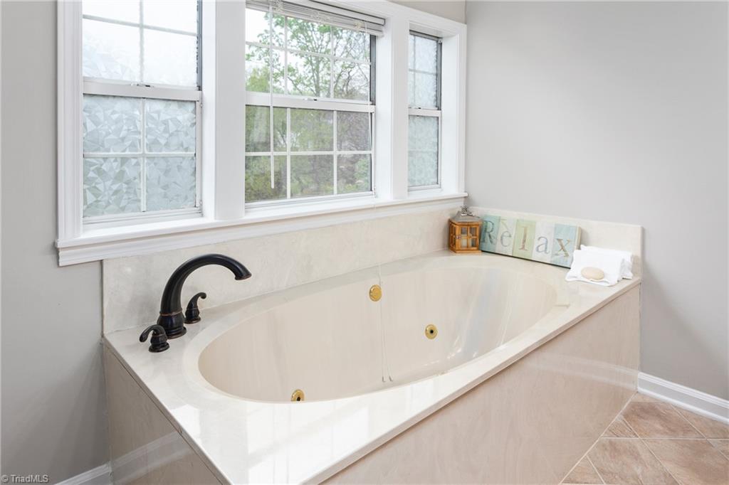 3103 Spring Mill Road Greensboro, NC 27406 - Photo 25 of 44 Views of the pond from your tub