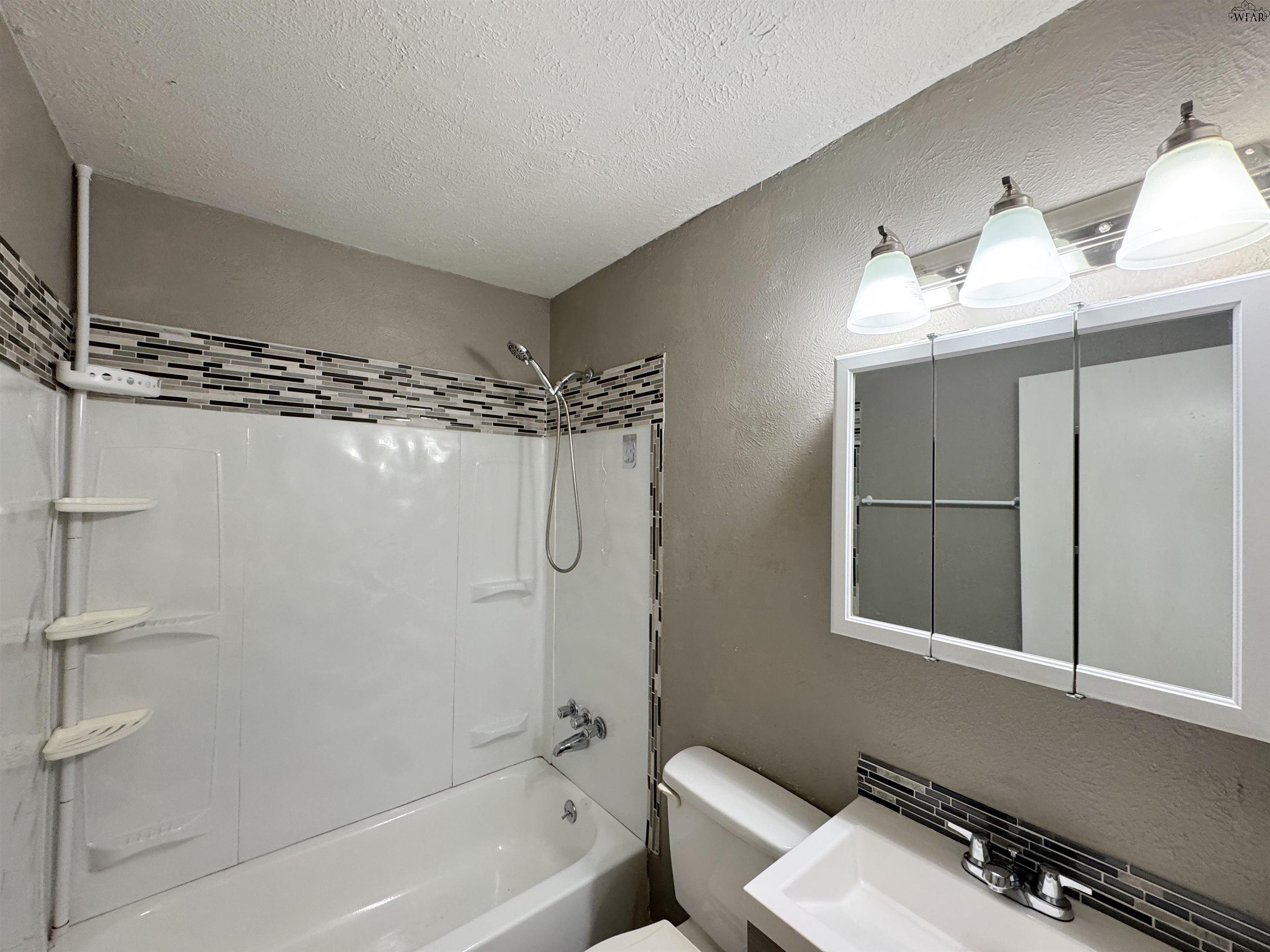 1504 Red Fox Road Wichita Falls, TX 76306 - Photo 9 of 17 Gallery Image 9
