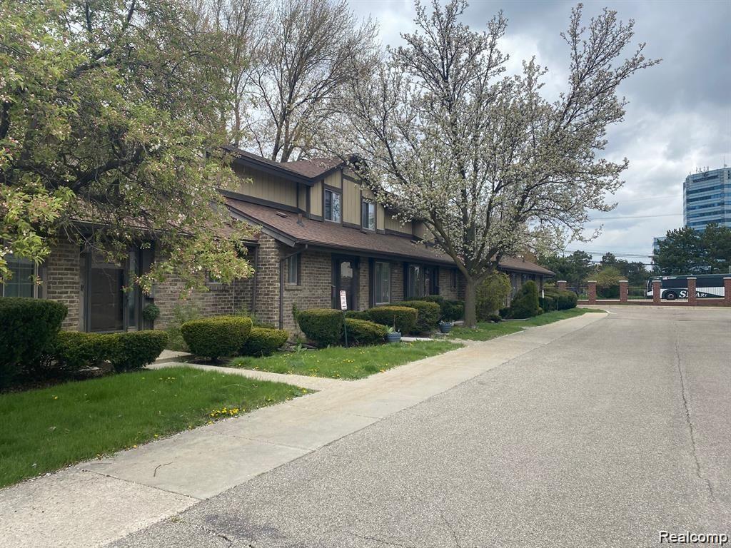 28129 Franklin Road, Unit 112 Southfield, MI 48034 - Photo 1 of 9 Gallery Image 1