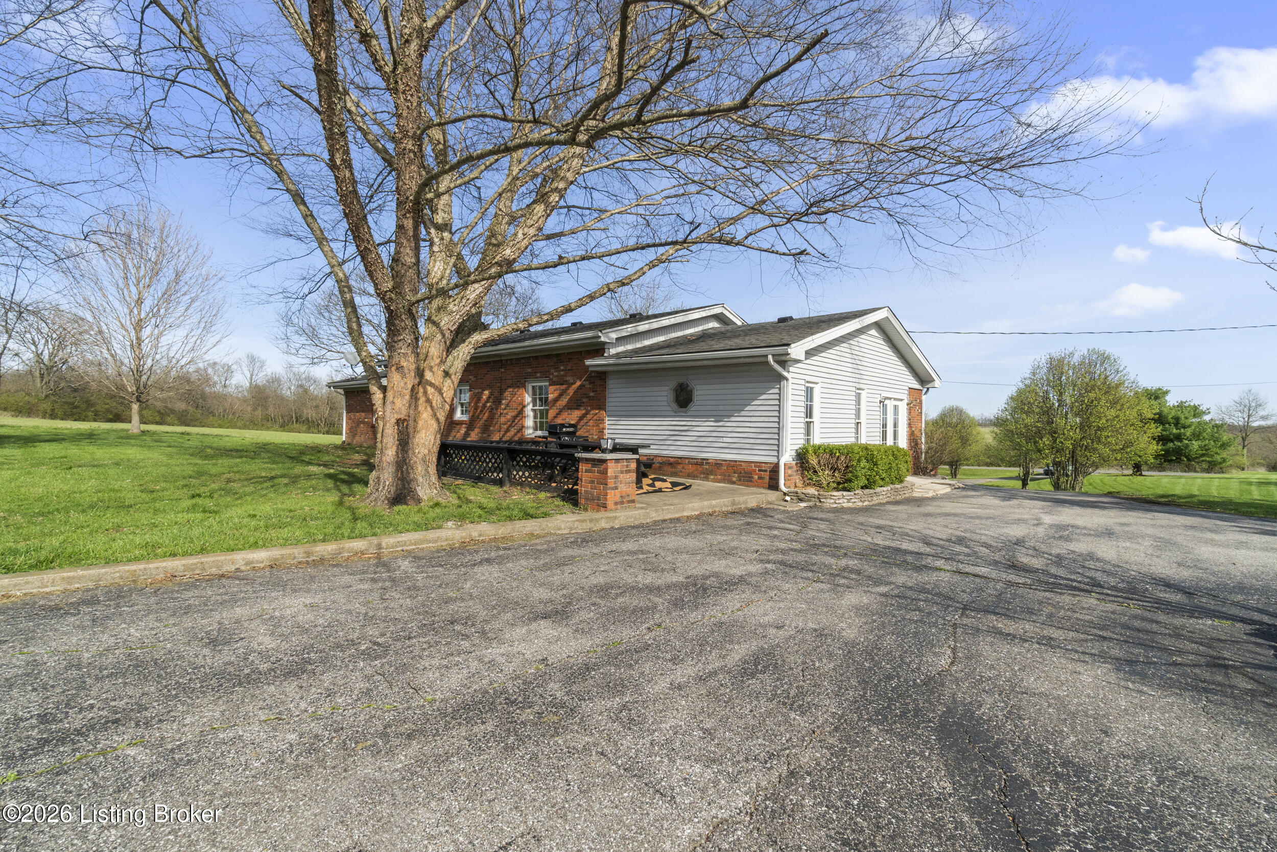 6830 Smithfield Road Smithfield, KY 40068 - Photo 34 of 45 DSC08837