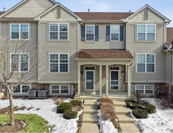 $2,600 | 764 Cherry Creek Drive, Grayslake, IL 60030