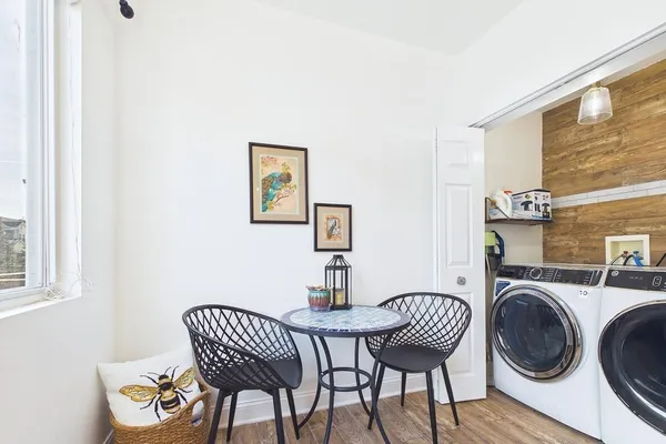 $2,600 | 764 Cherry Creek Drive, Grayslake, IL 60030