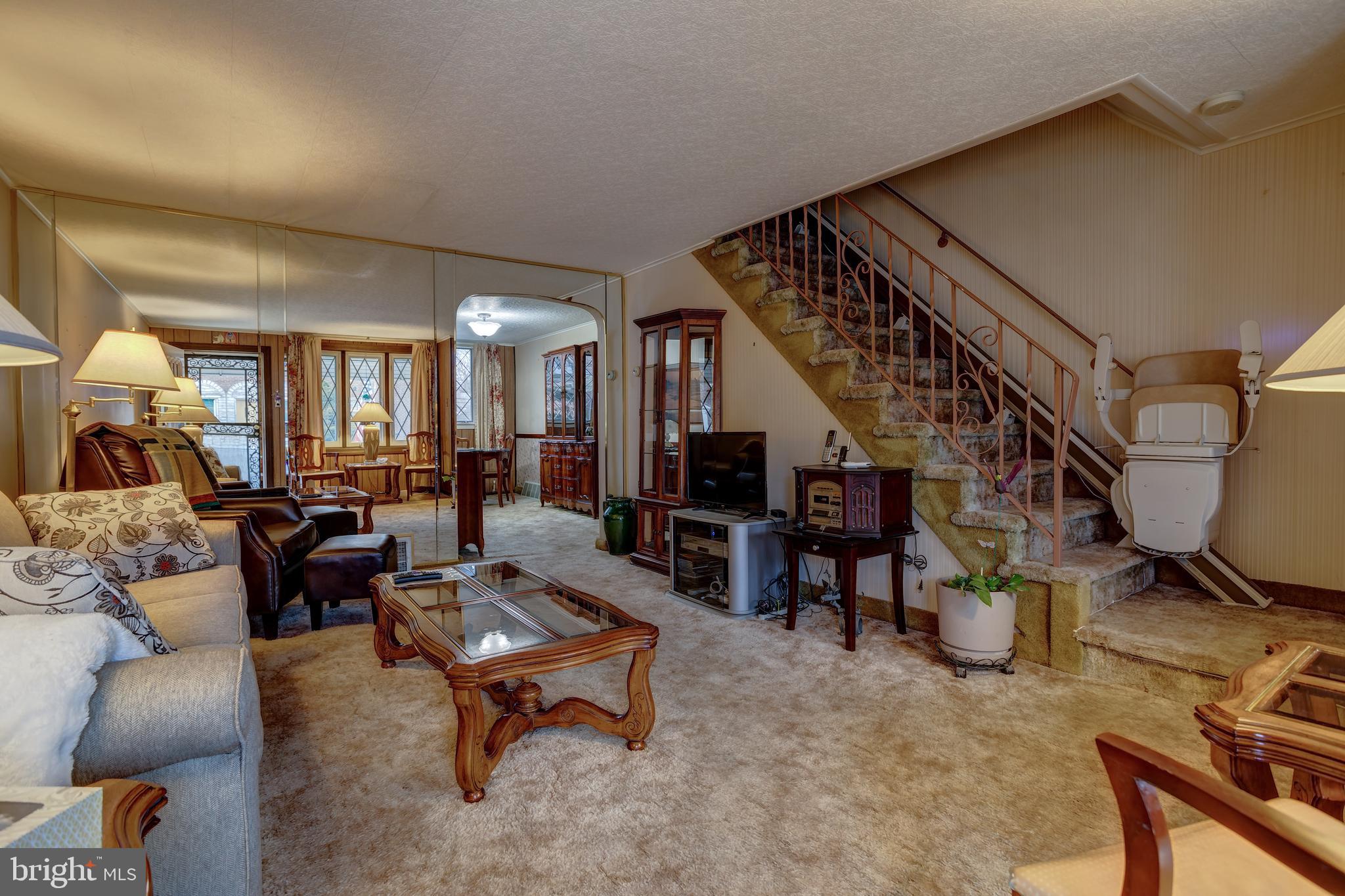 41 Concord Road Darby, PA 19023 - Photo 5 of 26