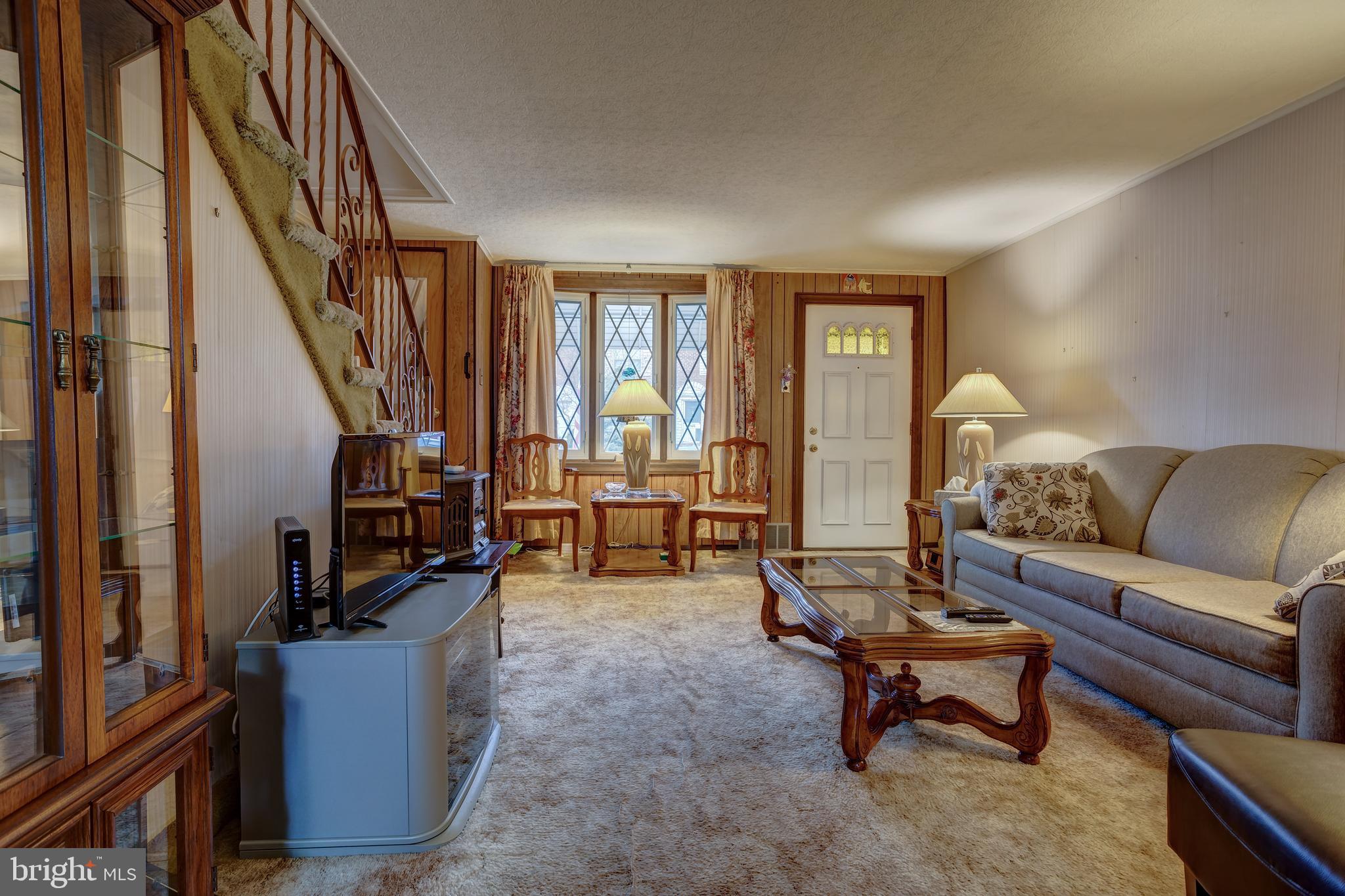 41 Concord Road Darby, PA 19023 - Photo 6 of 26