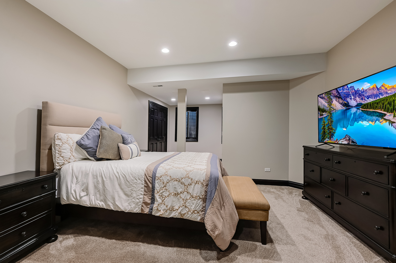 9 Clubside Court Burr Ridge, IL 60527 - Photo 34 of 46 Gallery Image 34