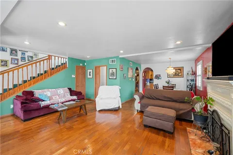 $750,000 | 5941 4th, Los Angeles, CA 90043