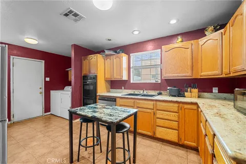 $750,000 | 5941 4th, Los Angeles, CA 90043