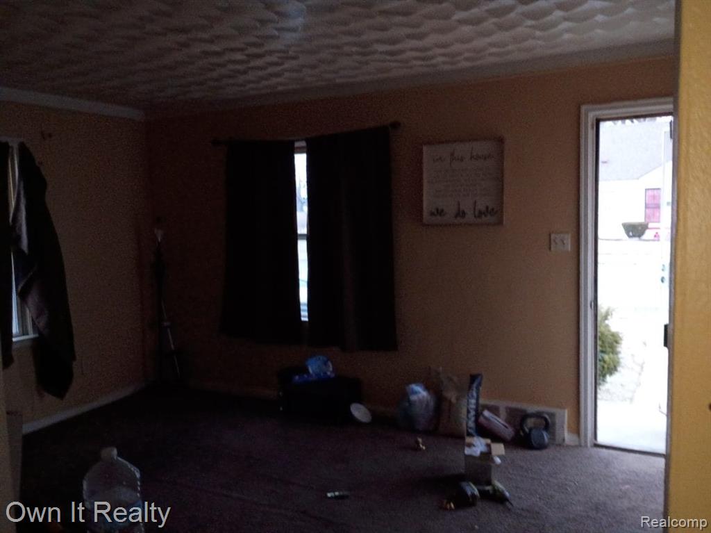 8645 Fielding Street Detroit, MI 48228 - Photo 2 of 7