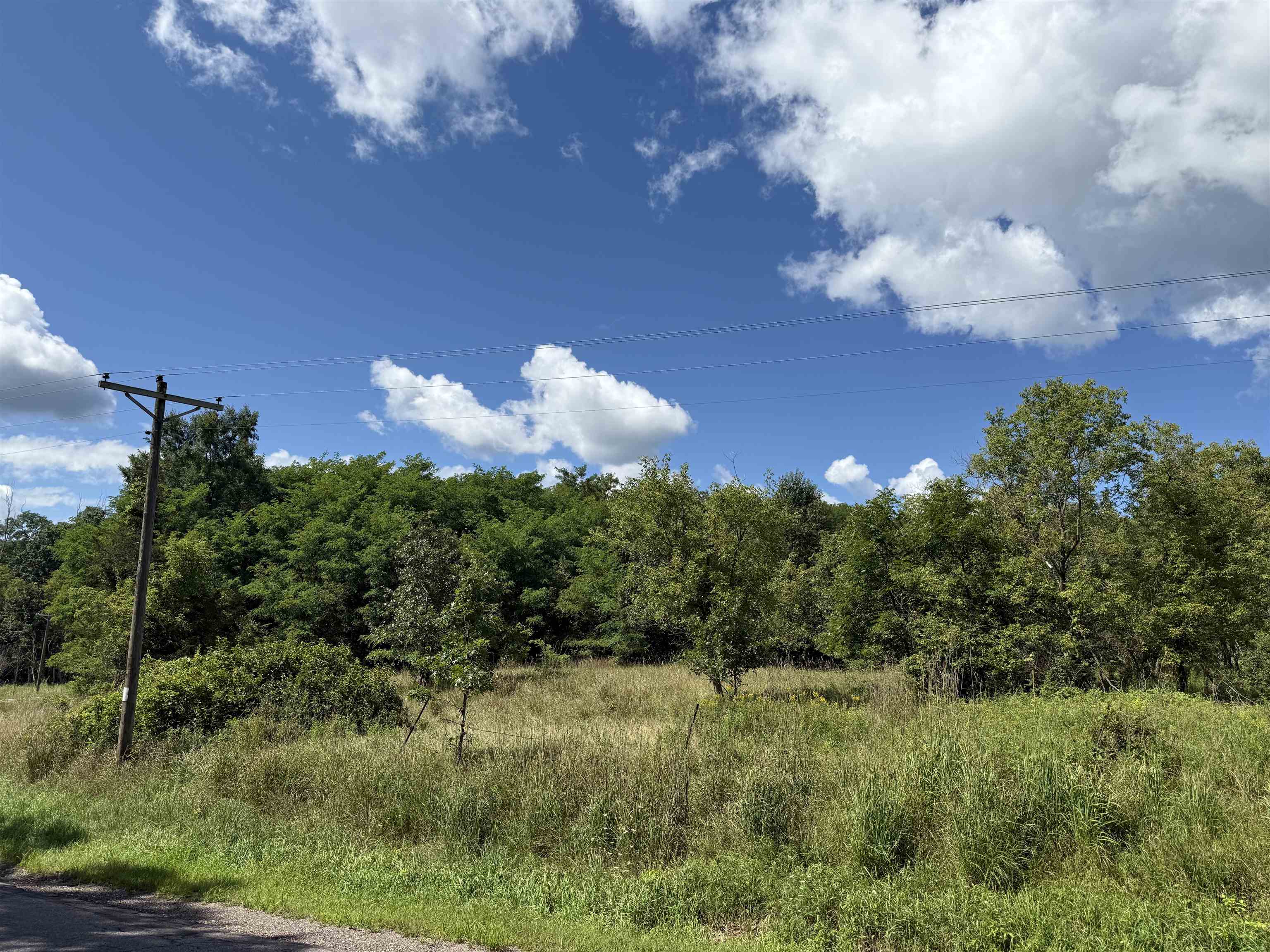7.75-acres County Rd G Oxford, WI 53952 - Photo 4 of 9