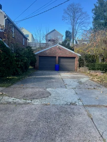 $245,000 | 15 Dickerman Avenue, Windsor Locks, CT 06096