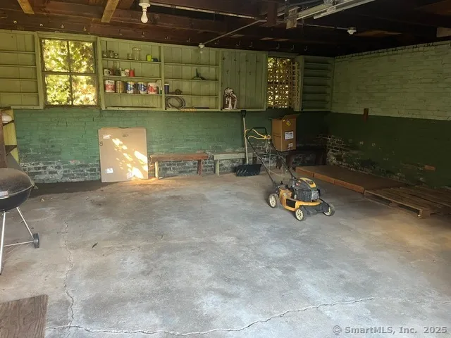 $245,000 | 15 Dickerman Avenue, Windsor Locks, CT 06096