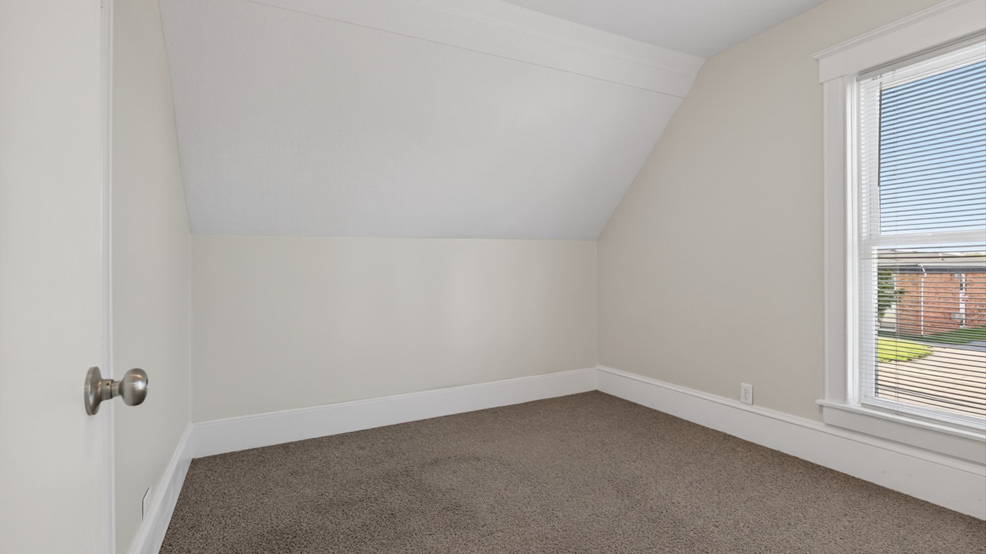 1214 Wall Street Normal, IL 61761 - Photo 13 of 22