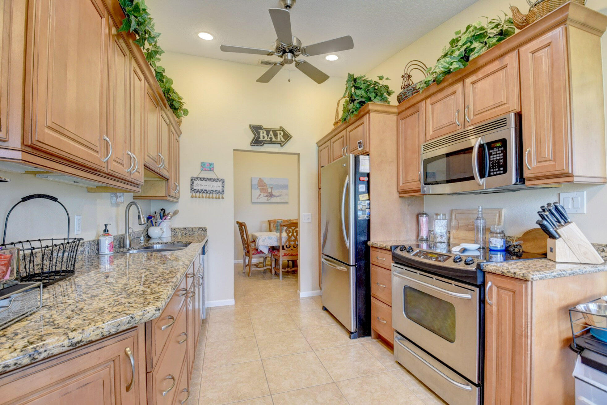 736 Lago Road Delray Beach, FL 33445 - Photo 2 of 47 25_dsc_4523_4_5_6_7