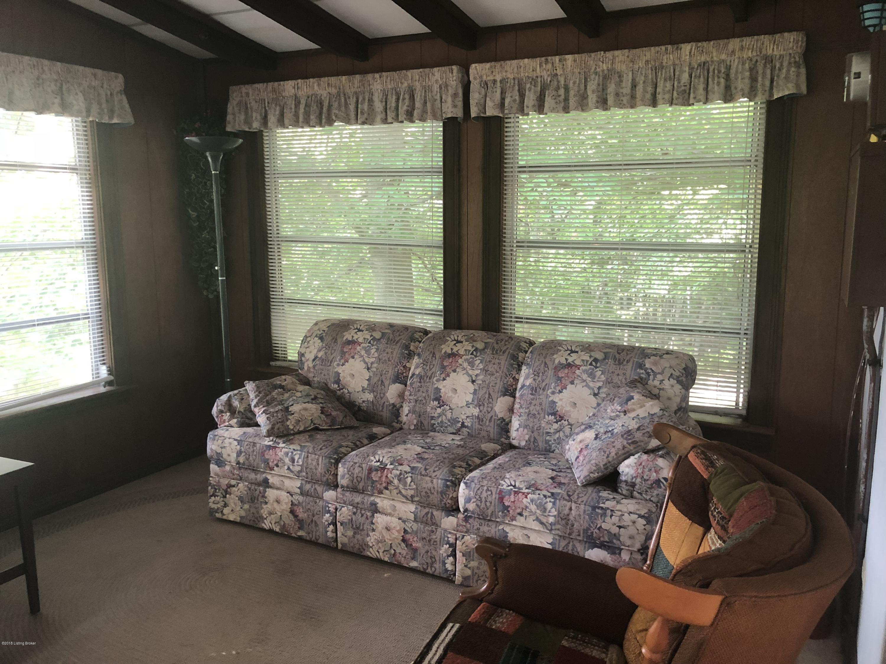 1919 Blue Bird Road Falls Of Rough, KY 40119 - Photo 32 of 41 sunroom
