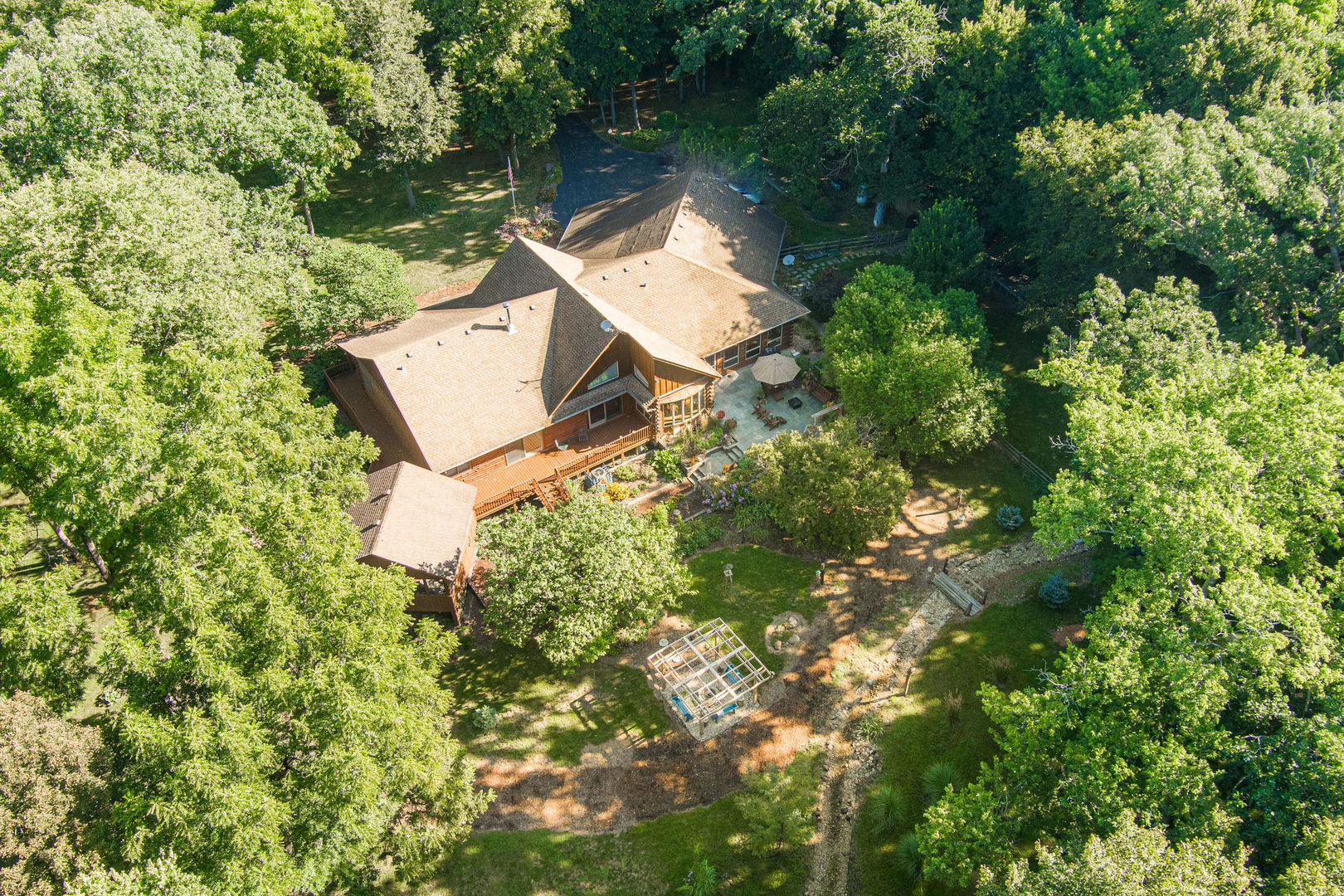 4060 Old State Road Kirkland, IL 60146 - Photo 2 of 51 an aerial view of a house with yard