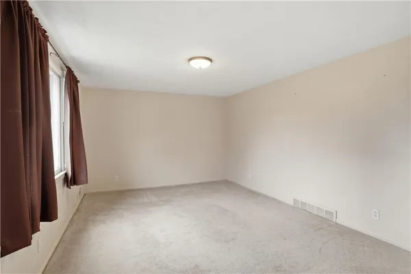 $169,900 | 577 Fetzner Road, Greece, NY 14626