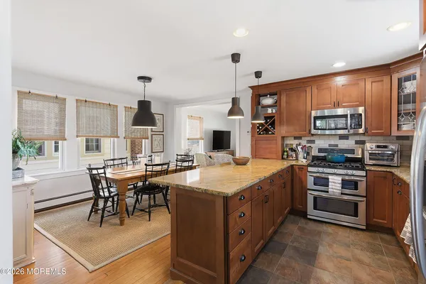 $1,499,000 | 526 End Avenue, Avon-by-the-Sea, NJ 07717