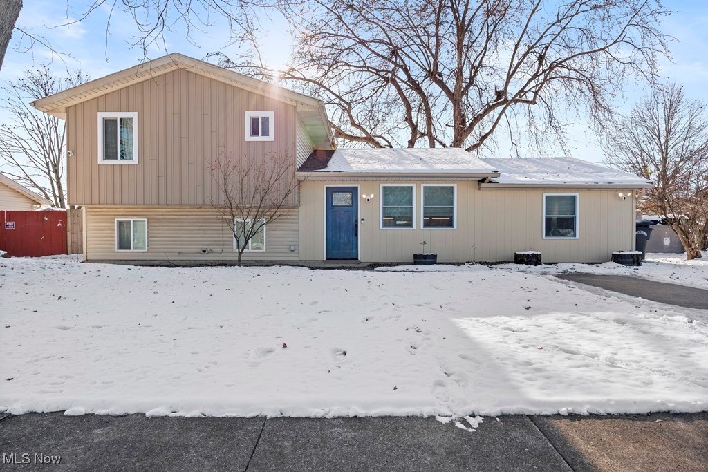 38615 Chestnut Ridge Road Elyria, OH 44035 - Photo 1 of 14 Gallery Image 1