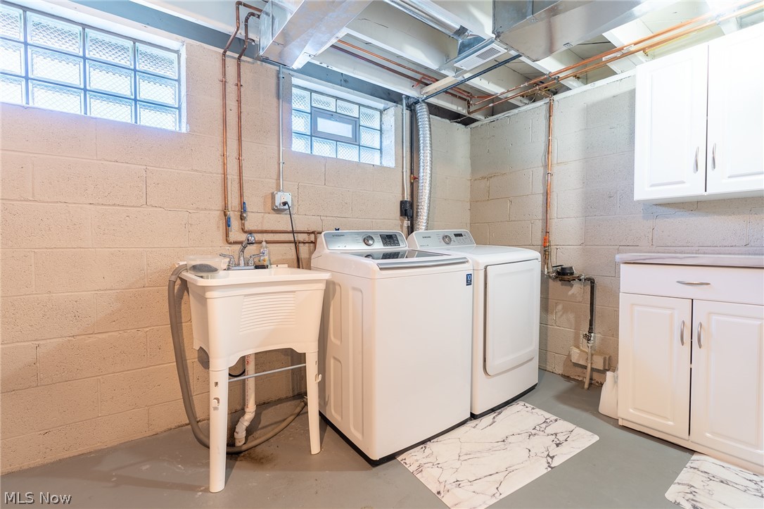 7564 Webster Road Cleveland, OH 44130 - Photo 12 of 26 Gallery Image 12