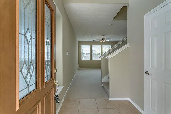 $1,900 | 19 Wickerdale Place, The Woodlands, TX 77382