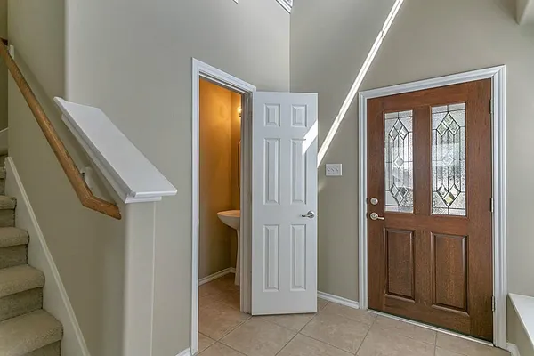 $1,900 | 19 Wickerdale Place, The Woodlands, TX 77382