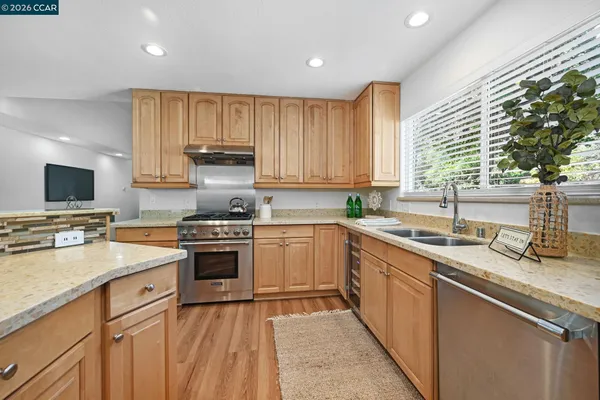 $1,395,000 | 1700 Pleasant Hill Road, Pleasant Hill, CA 94523