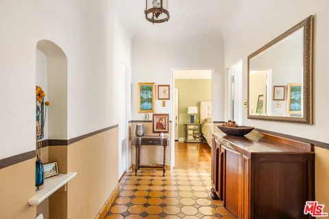 $3,395,000 | 366 North Sycamore Avenue, Los Angeles, CA 90036