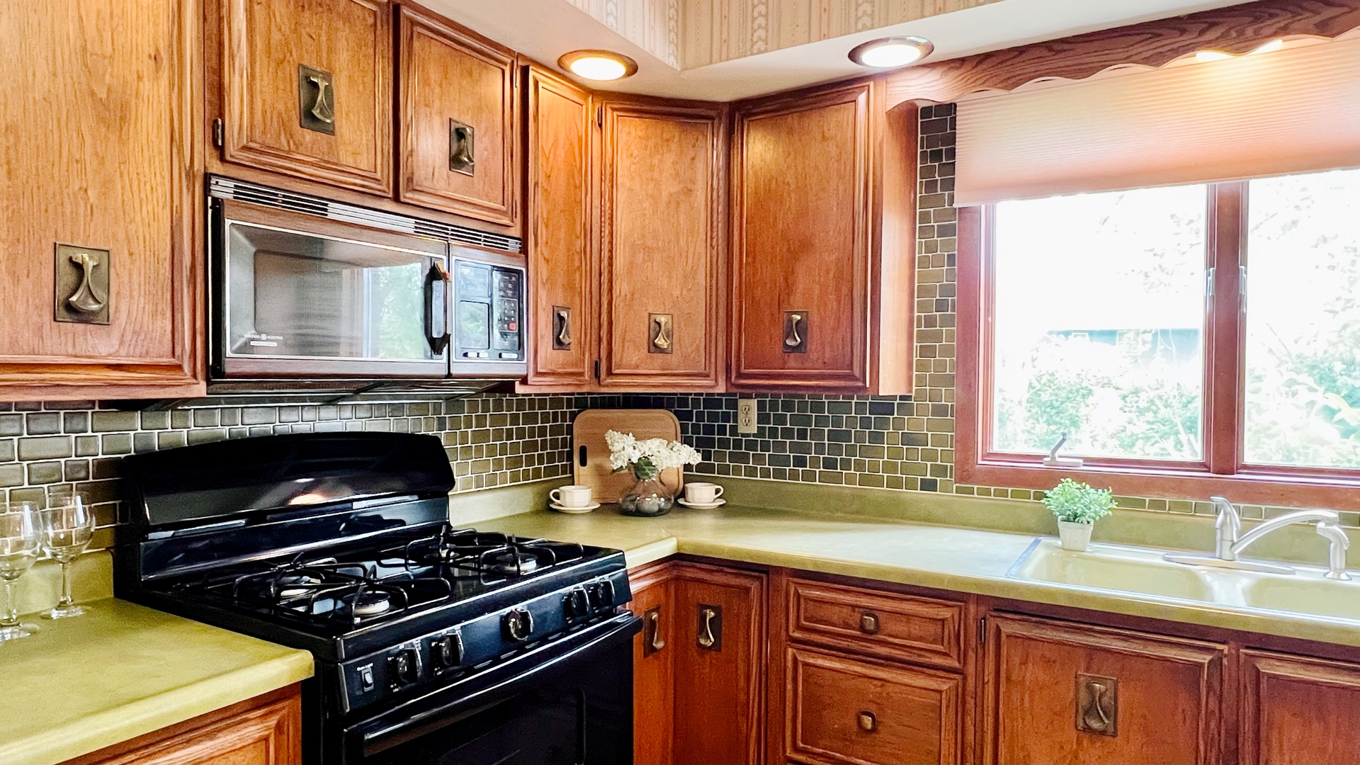 1305 Baugh Drive Normal, IL 61761 - Photo 17 of 58