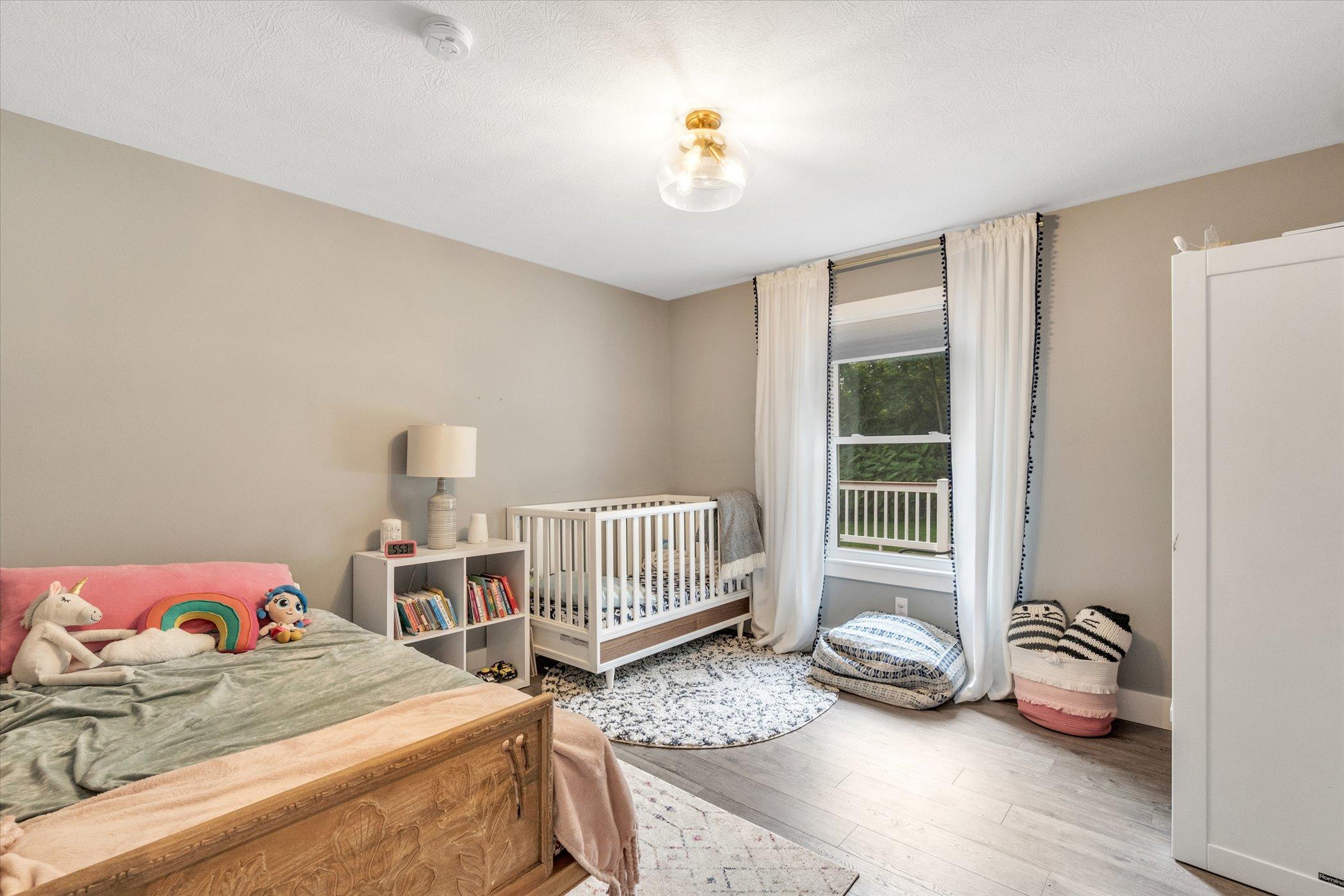 4048 Franklin Road Jackson, MI 49203 - Photo 18 of 38 22-4048-Franklin-Rd-WindowStill-Real-Est