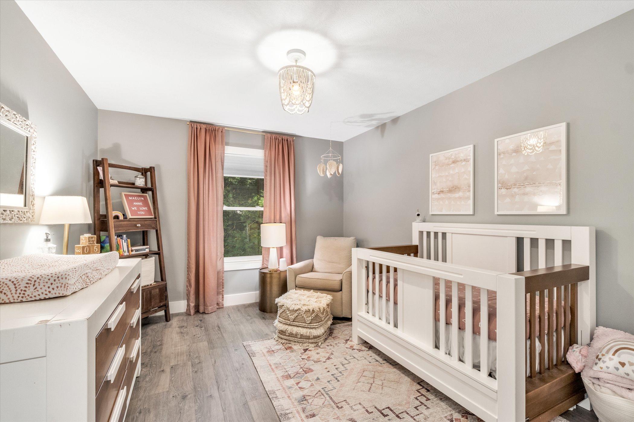 4048 Franklin Road Jackson, MI 49203 - Photo 20 of 38 24-4048-Franklin-Rd-WindowStill-Real-Est