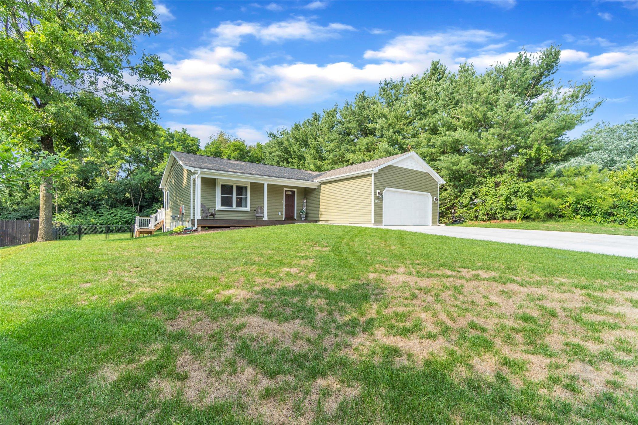 4048 Franklin Road Jackson, MI 49203 - Photo 3 of 38 02-4048-Franklin-Rd-WindowStill-Real-Est