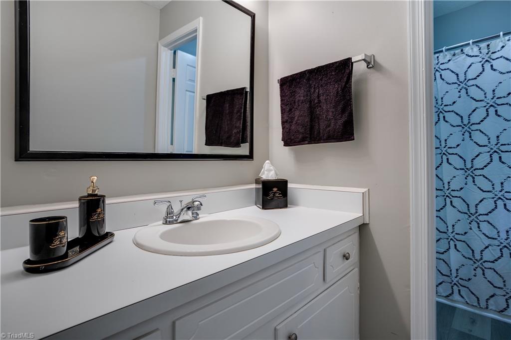 2125 Three Meadows Road Greensboro, NC 27455 - Photo 14 of 22 Gallery Image 14