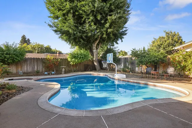 $499,999 | 1608 Kruger Drive, Modesto, CA 95355