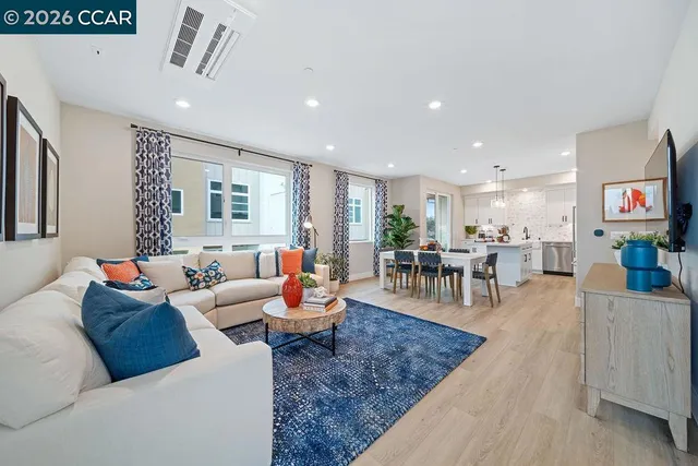 $826,000 | 27264-27264 Cosmo Court, Hayward, CA 94544