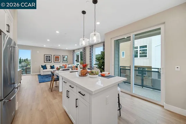 $826,000 | 27264-27264 Cosmo Court, Hayward, CA 94544