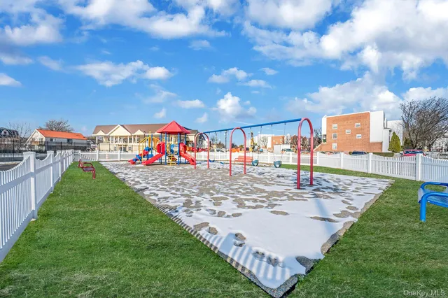 $625,000 | 101 Surf Drive, Unit 23 | Harding Park