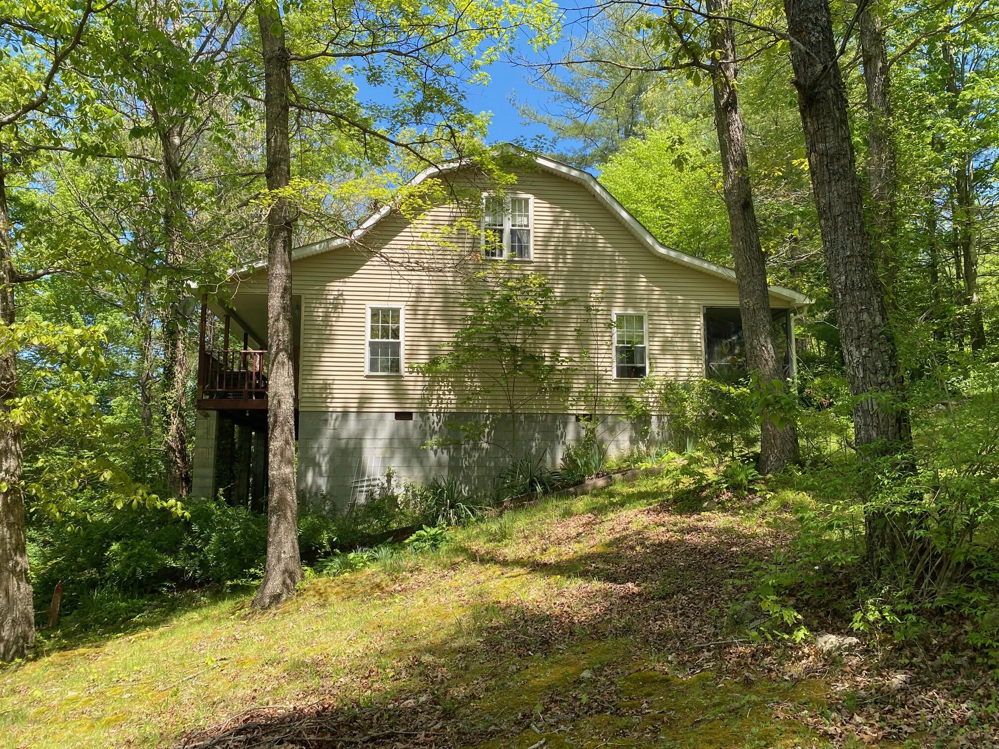 43 Lookout Heights Road Wellington, KY 40387 - Photo 2 of 48 2-IMG_2054