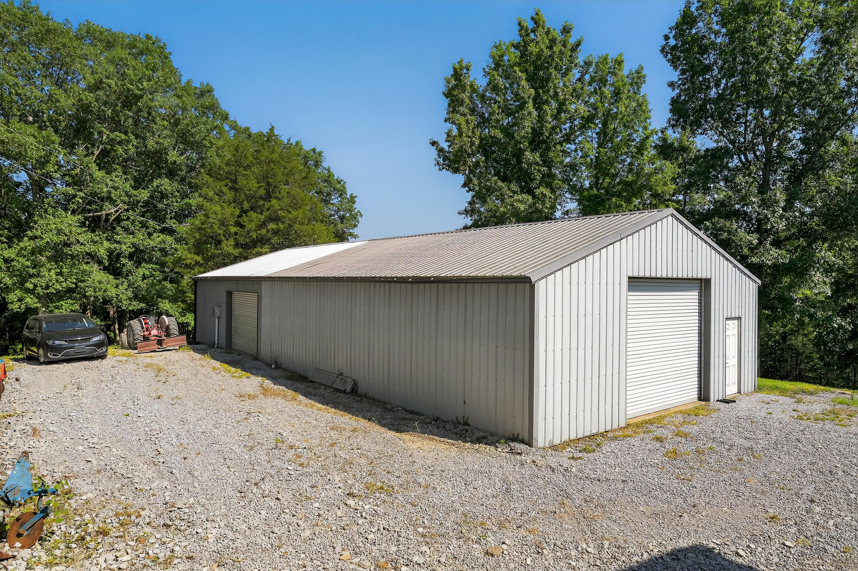 5124 Hogg Ridge Road De Mossville, KY 41033 - Photo 5 of 47 Gallery Image 5