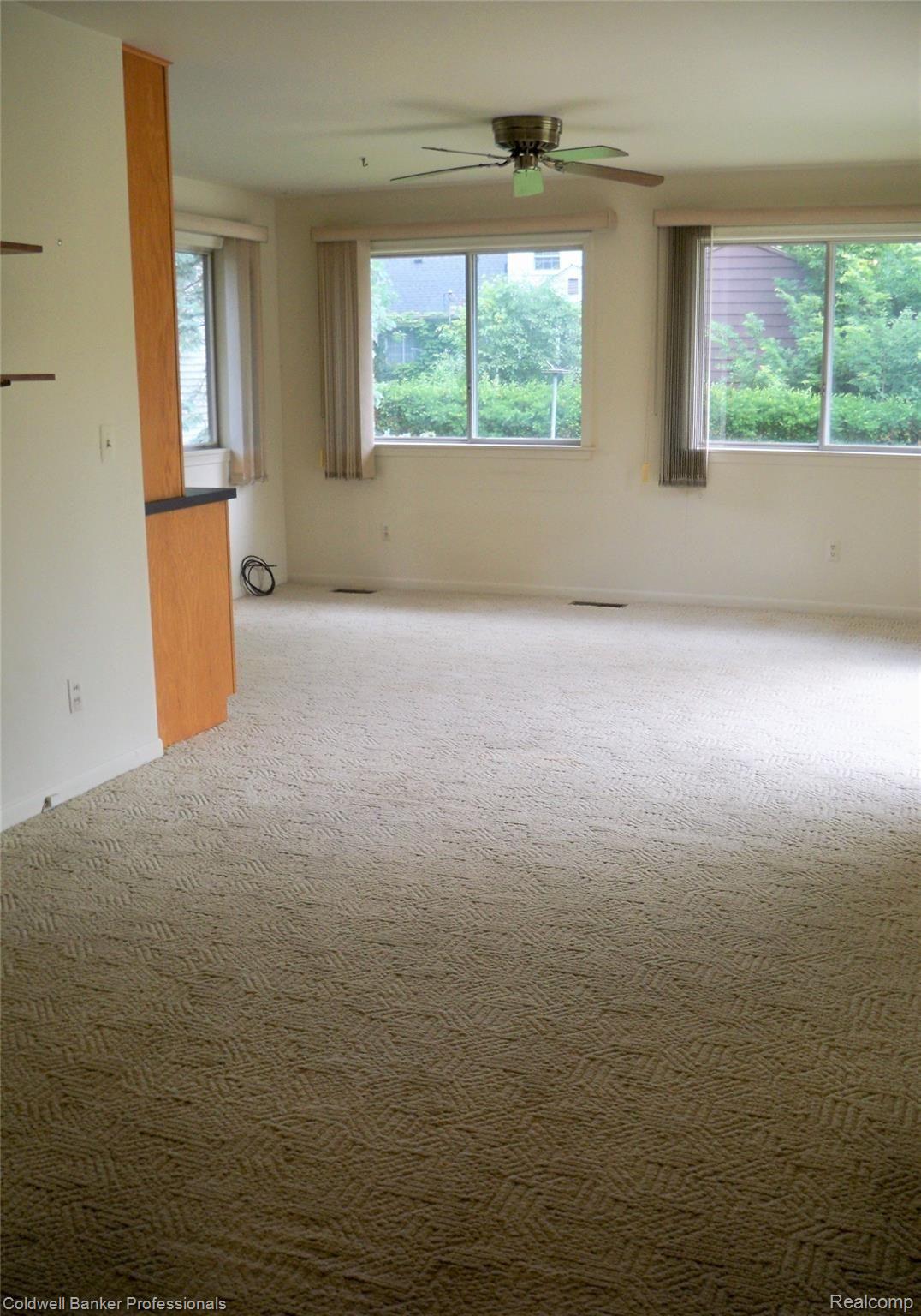 18894 Beverly Road Franklin, MI 48025 - Photo 9 of 24 101_0528.JPG
