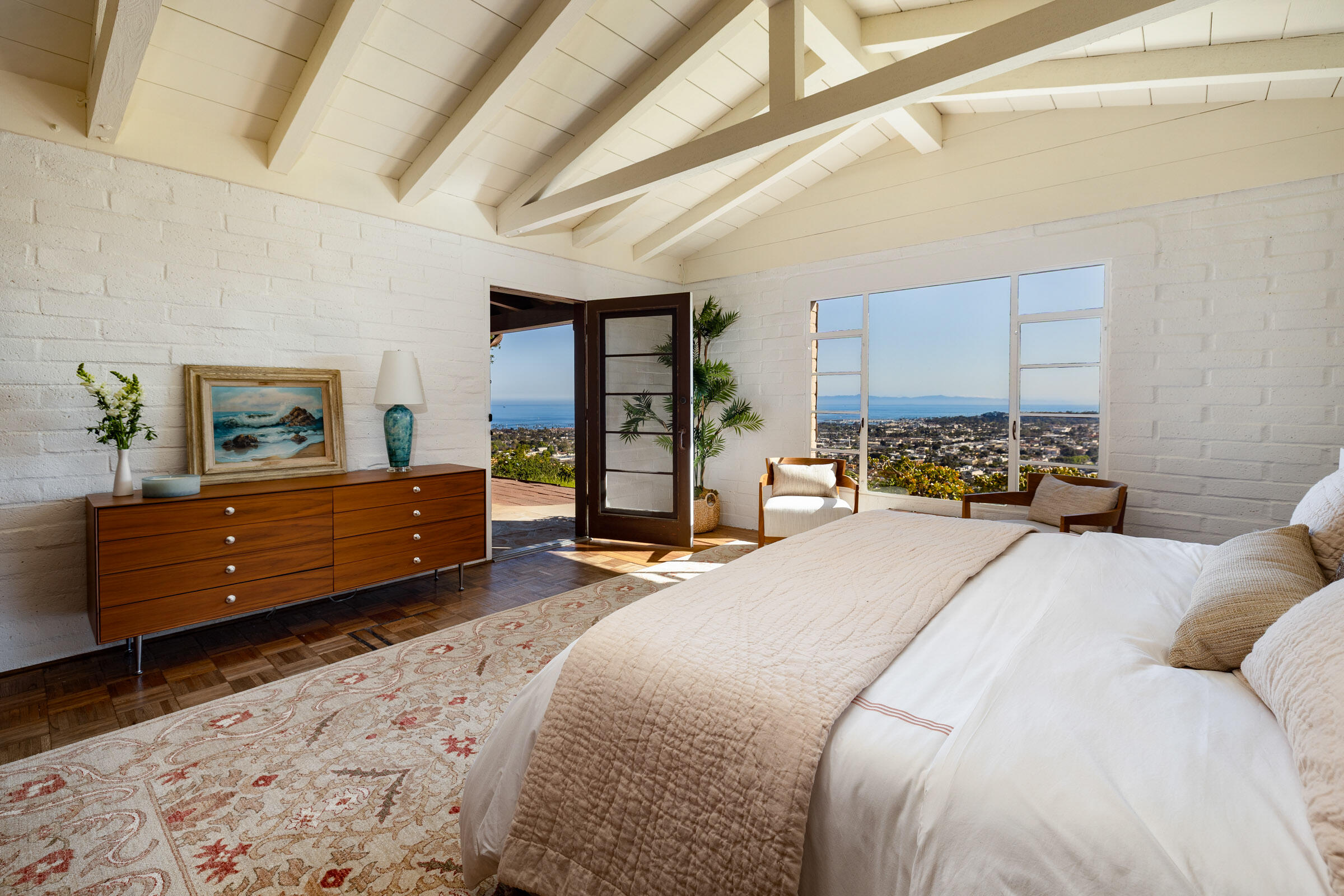 98 Loma Media Road Santa Barbara, CA 93103 - Photo 12 of 23 98_Loma_Media-12