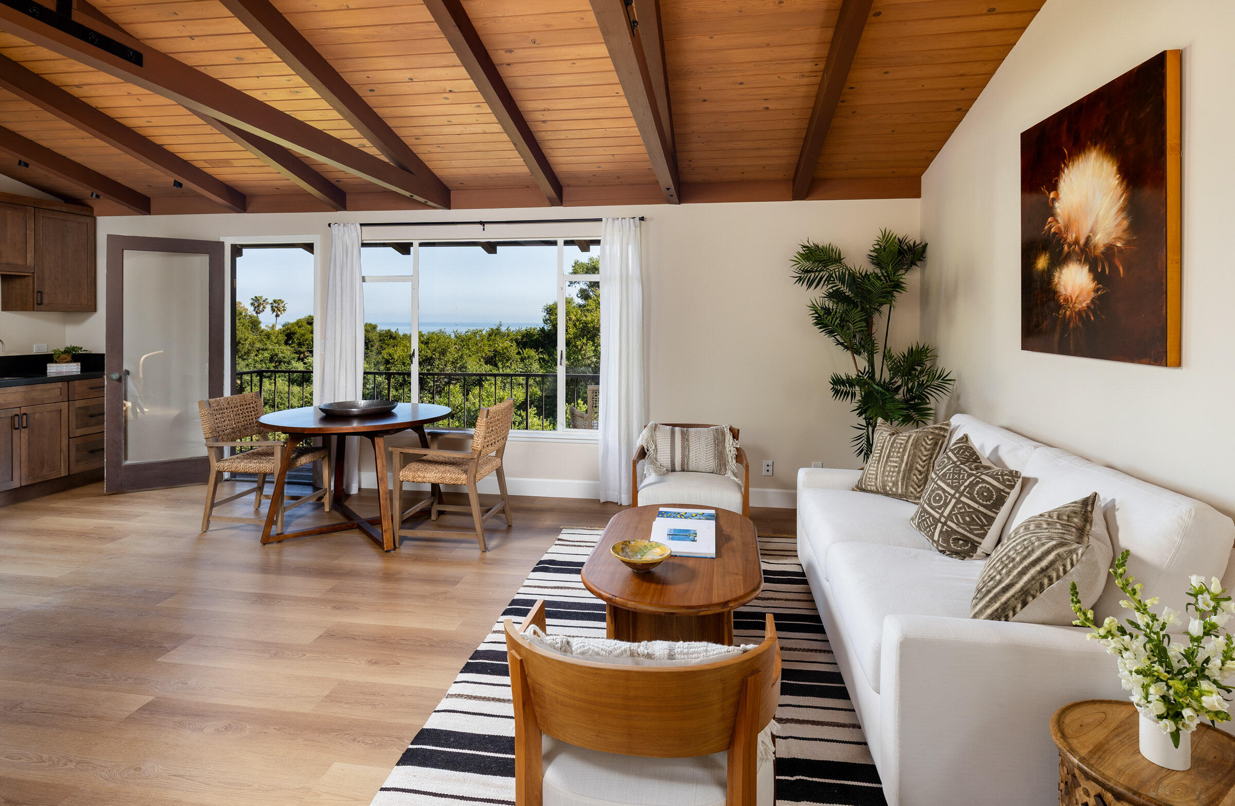 98 Loma Media Road Santa Barbara, CA 93103 - Photo 19 of 23 98_Loma_Media-21